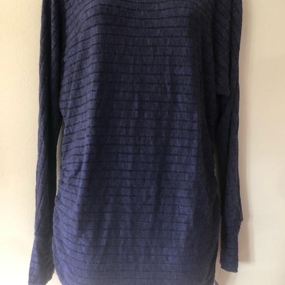 Apt 9  New with tags. Blue top size L - Picture 3 of 3